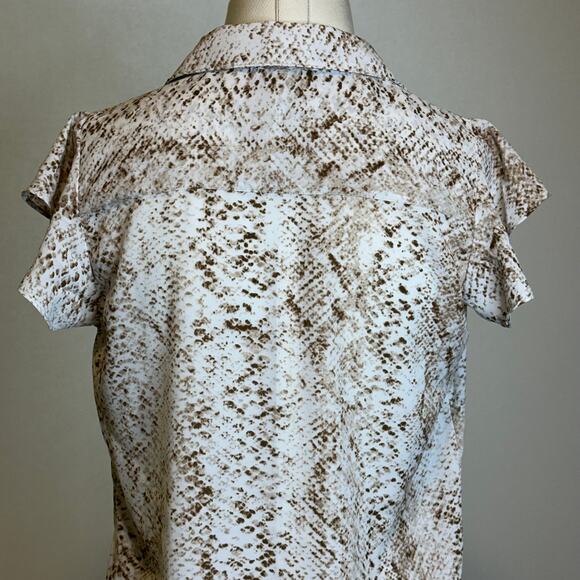Calvin Klein Snake Print Ruffle Short Sleeve Button Up Blouse Womens Size Small - Picture 9 of 14
